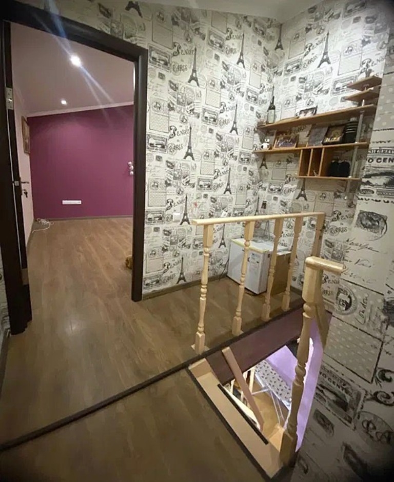 продажа многокомнатной квартиры номер A-173736 в Приморском районе, фото номер 23